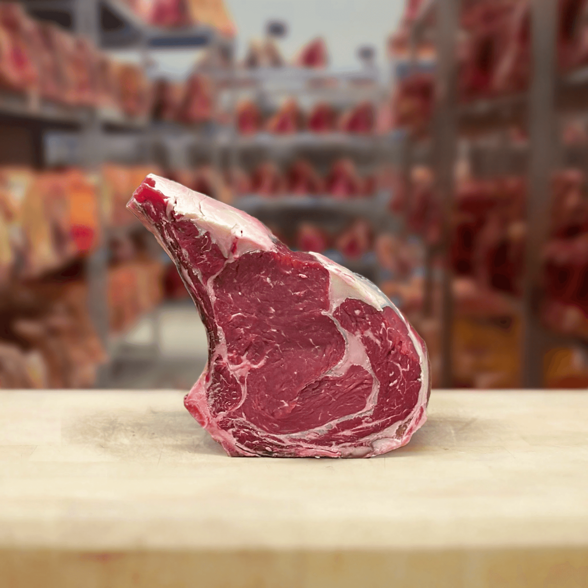 Côte à l'os Noire de Baltique maturée - Votre Boucherie en Ligne - La Boucherie