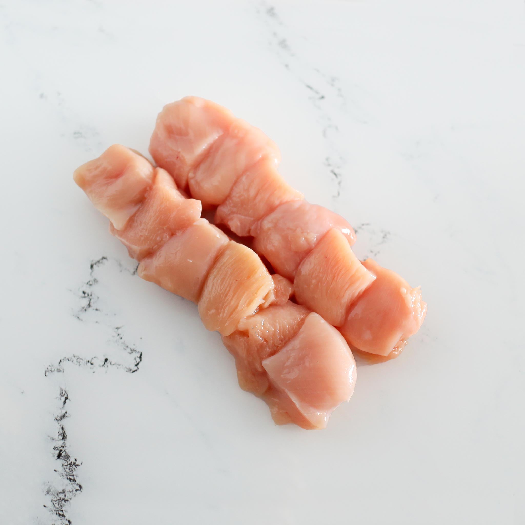 Viande à brochette de poulet nature | Votre boucherie en ligne | La Boucherie s.a.
