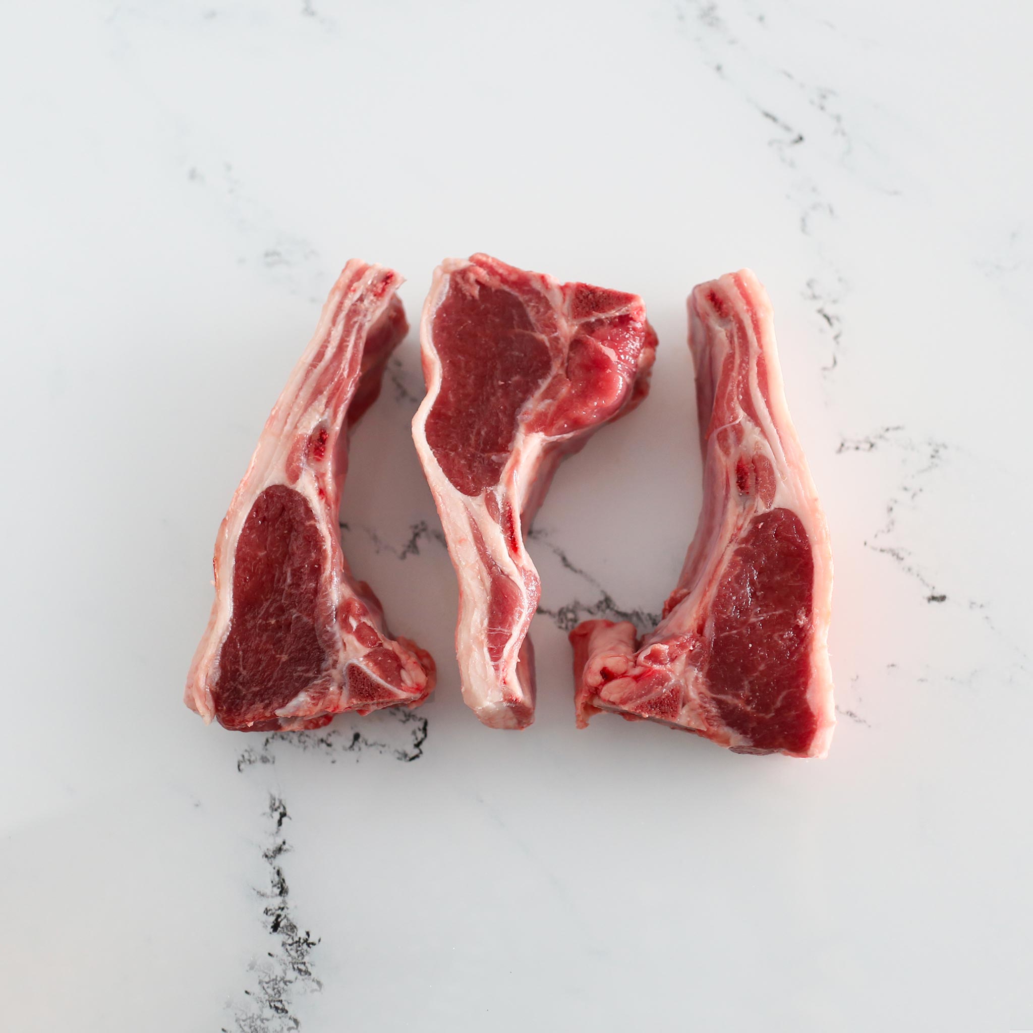 Côte d'agneau frais