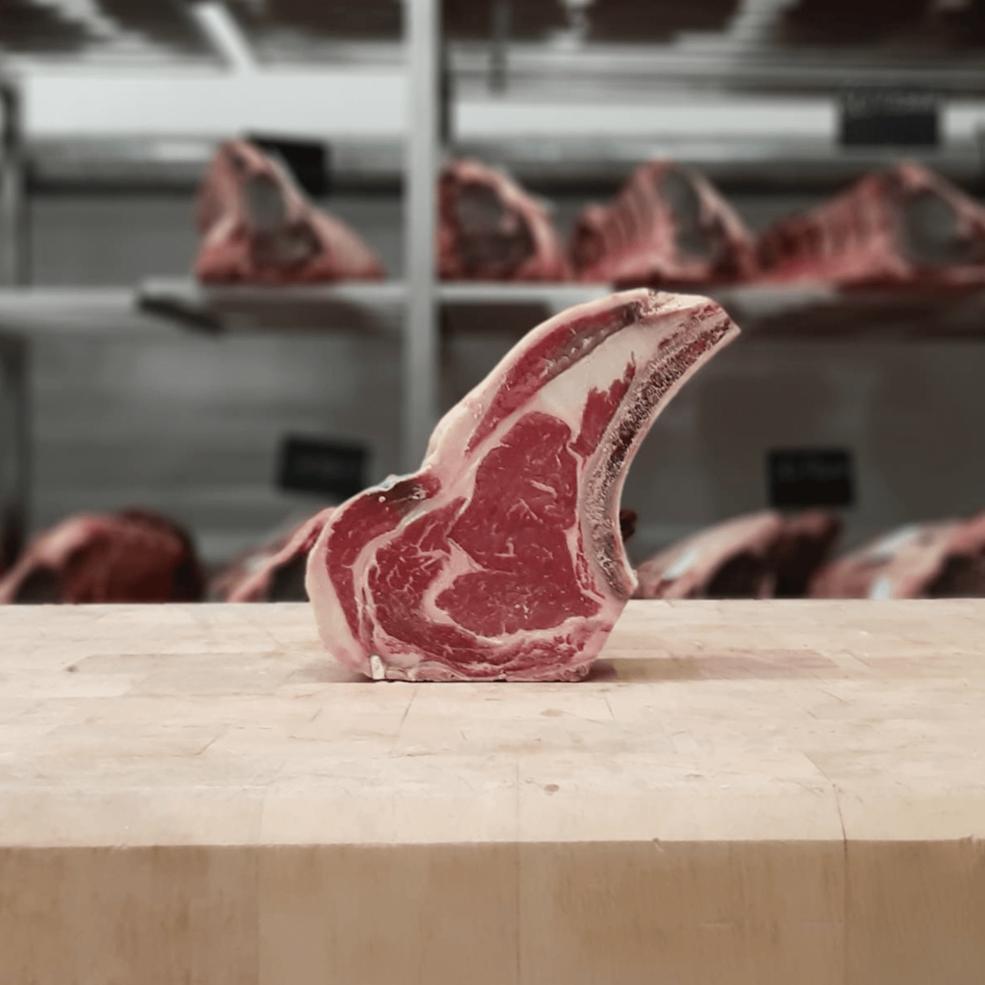 Côte à l'os Angus Hereford maturée - La Boucherie - Viande en Ligne