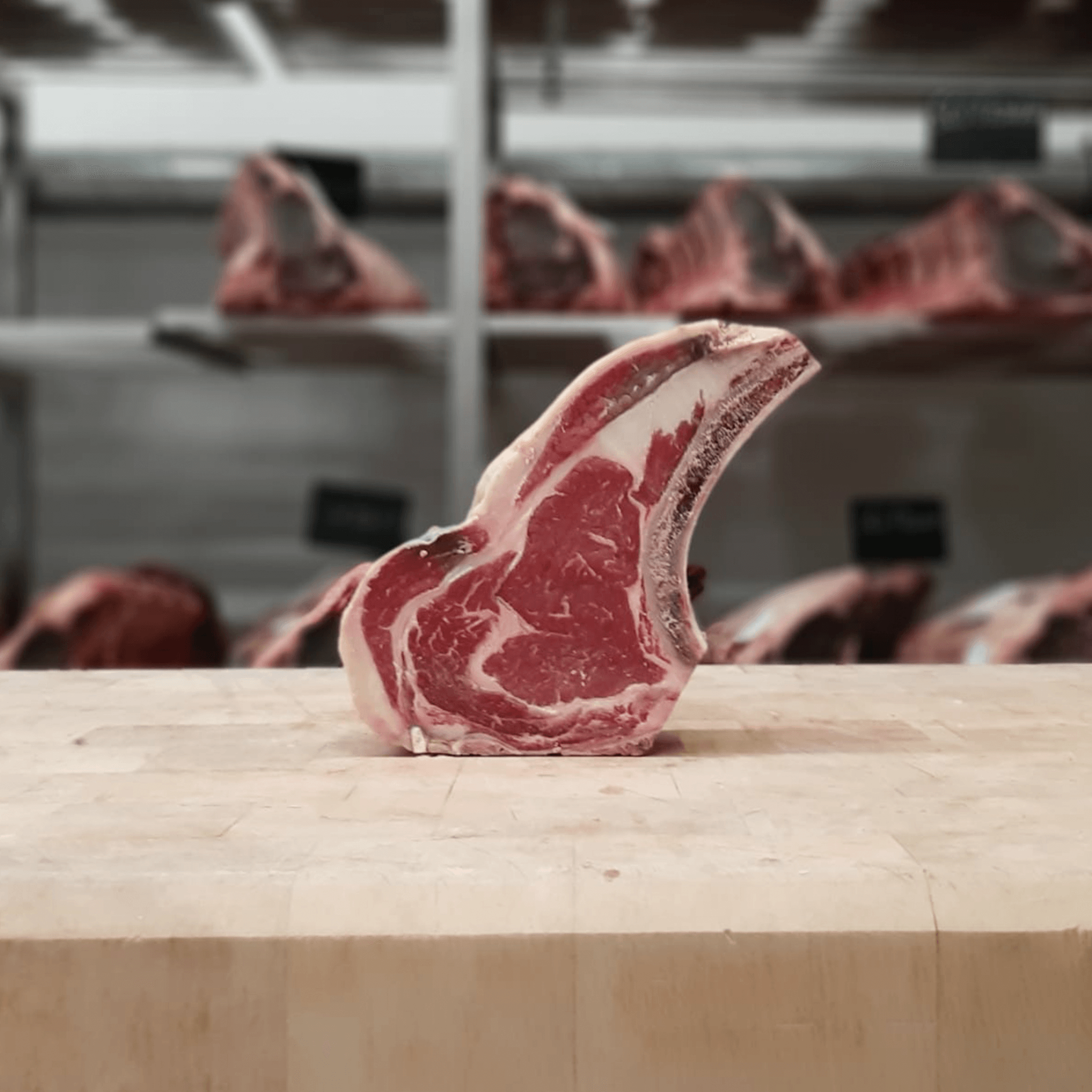 Côte à l'os Angus Hereford maturée - La Boucherie - Viande en Ligne